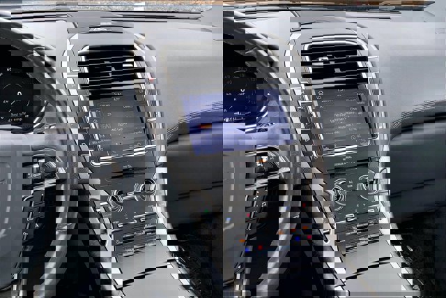 Used 2019 Lincoln Nautilus Reserve image 5