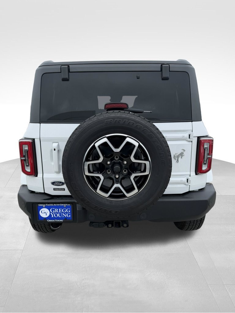 Used 2024 Ford Bronco Outer Banks AWD/4WD image 5