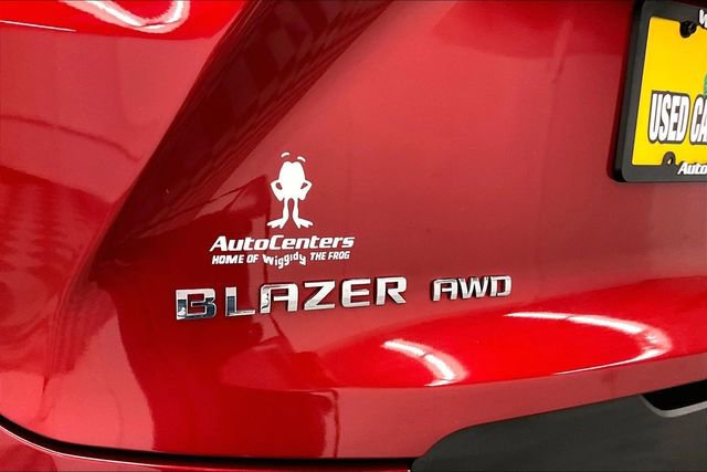 Used 2023 Chevrolet Blazer LT w/ Driver Confidence Package image 9