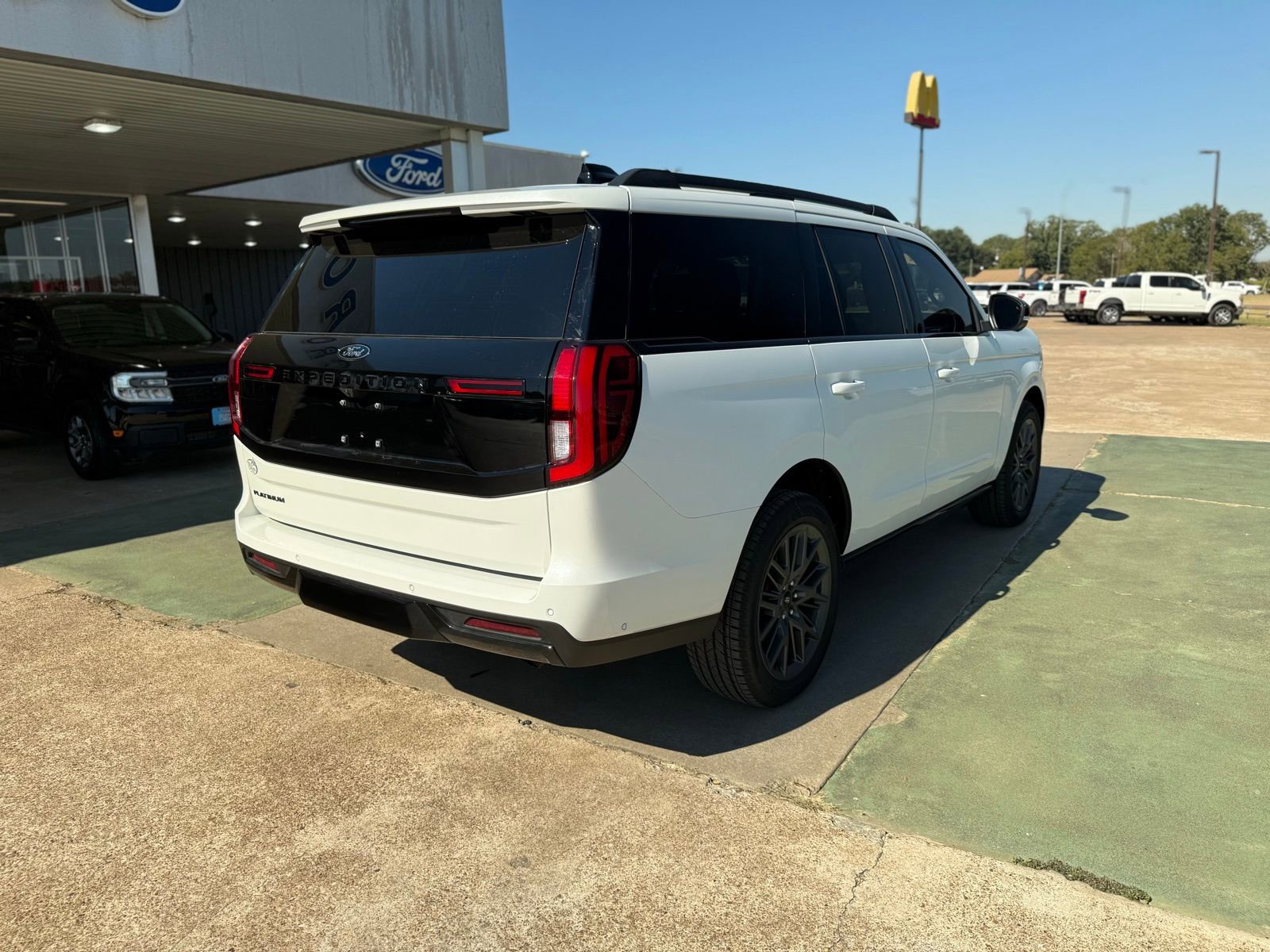 New 2025 Ford Expedition Platinum w/ Stealth Performance Package image 41