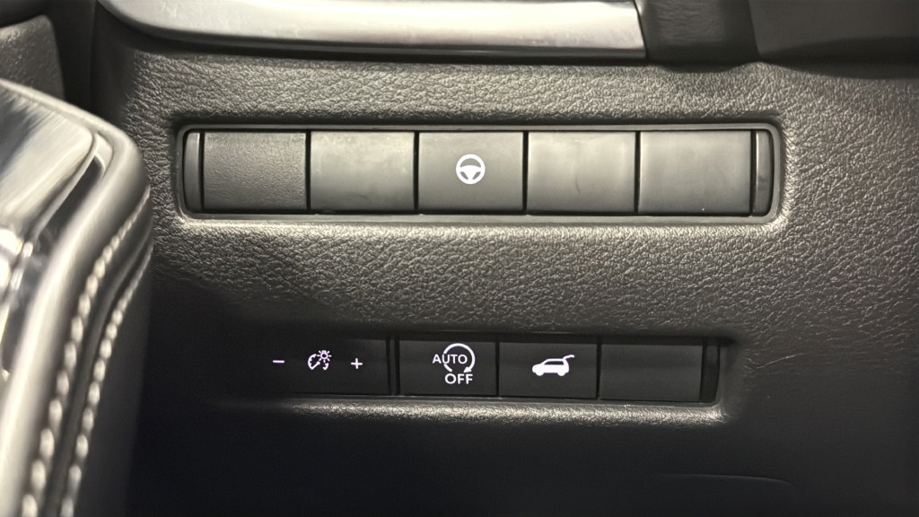 Used 2024 Nissan Rogue SV AWD/4WD image 28