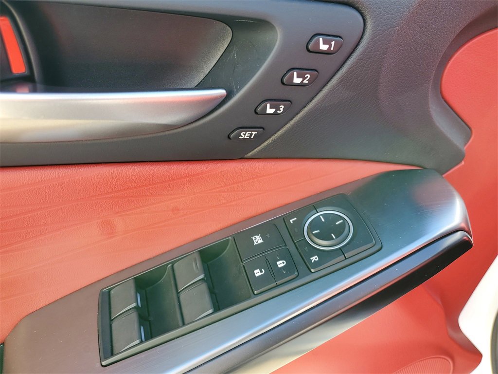 Used 2023 Lexus IS 500 image 24