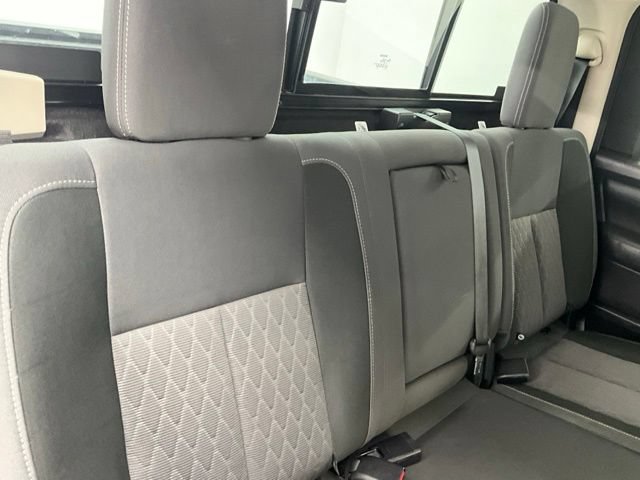 Used 2024 Nissan Titan SV AWD/4WD image 14