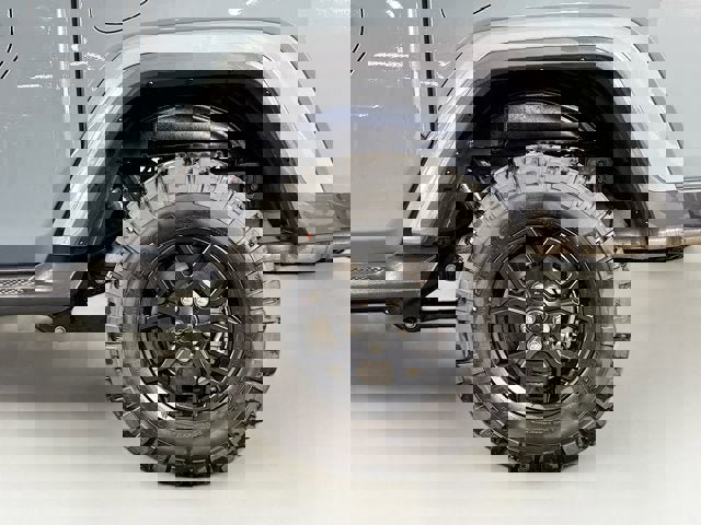 Used 2025 Jeep Gladiator Sport AWD/4WD image 28