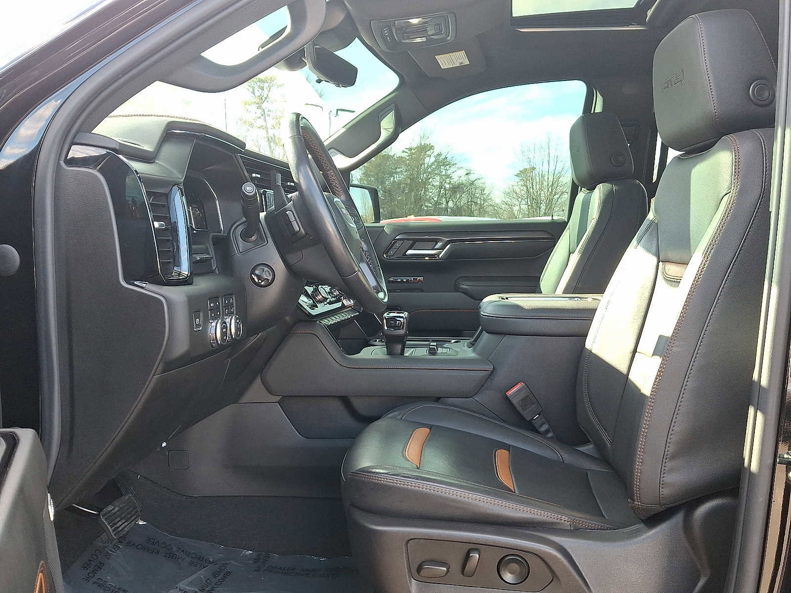 Used 2022 GMC Sierra 1500 AT4 w/ AT4 Premium Package image 16