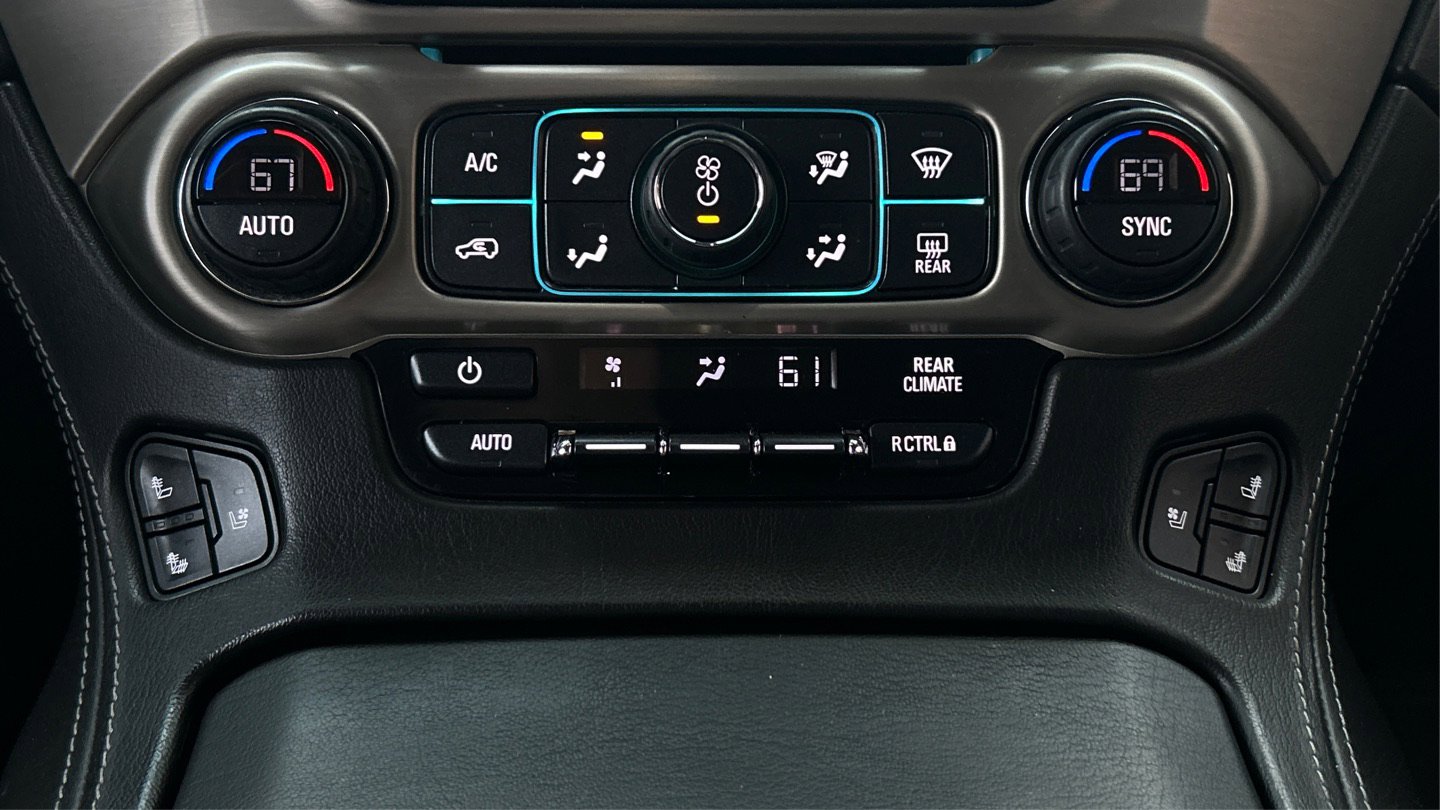 Used 2020 GMC Yukon XL Denali image 32