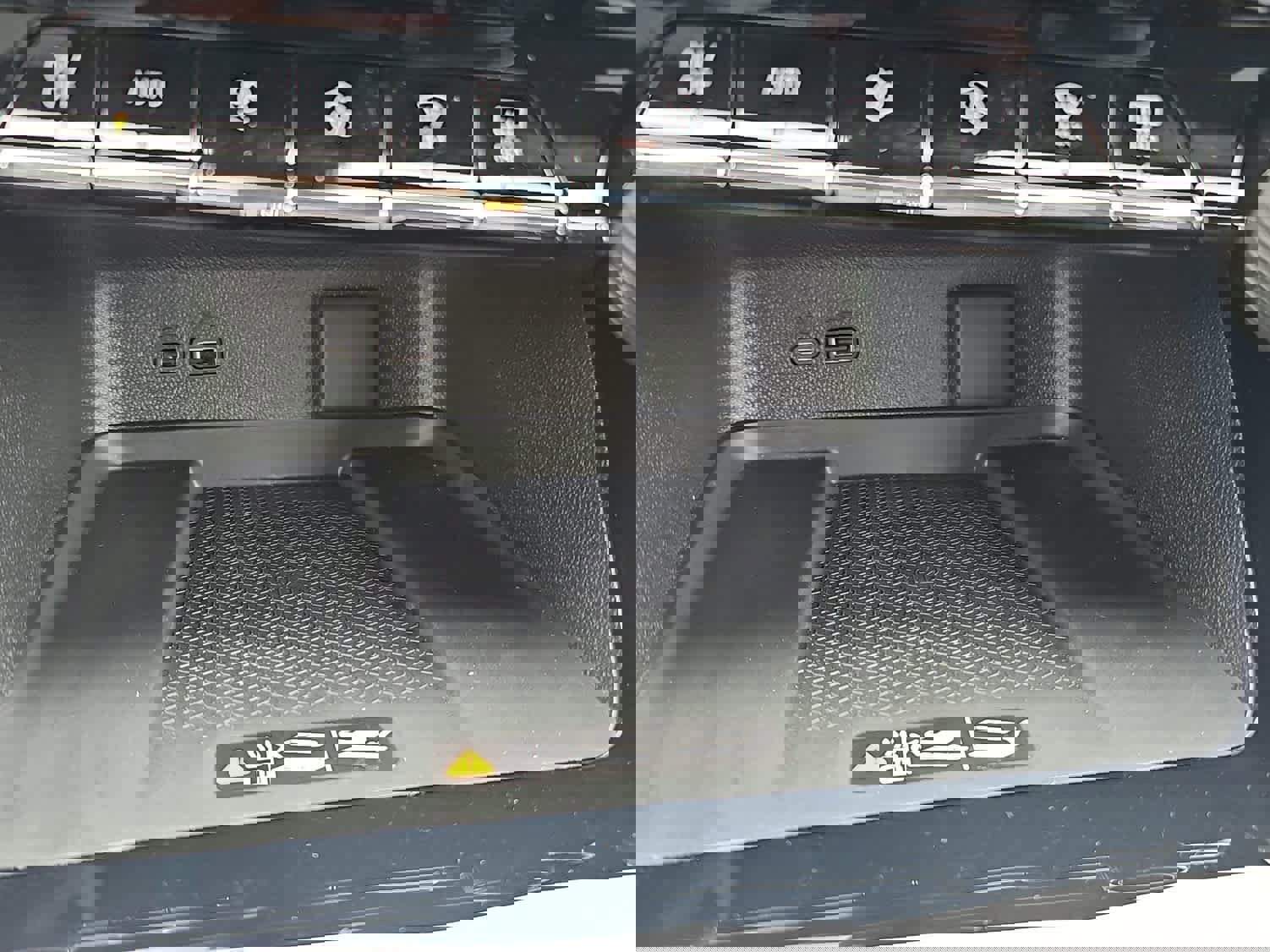 New 2026 Chevrolet Traverse LT w/ Driver Confidence Package image 18