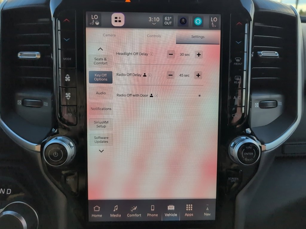 New 2026 RAM 1500 4x4 Crew Cab image 57