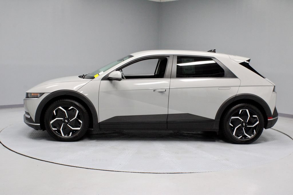 Used 2024 Hyundai Ioniq 5 SE AWD/4WD image 8