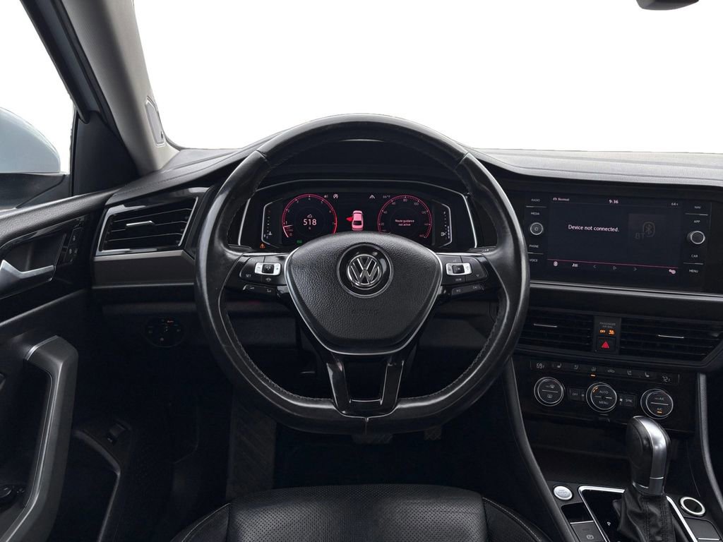Used 2019 Volkswagen Jetta SEL Premium image 18