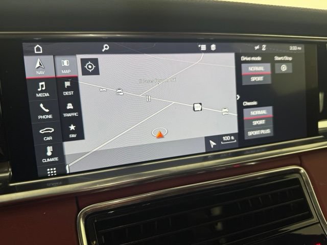 Used 2020 Porsche Panamera RWD image 37