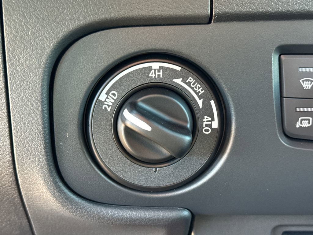 New 2026 Nissan Frontier PRO-4X w/ Pro-4x Convenience Package image 28