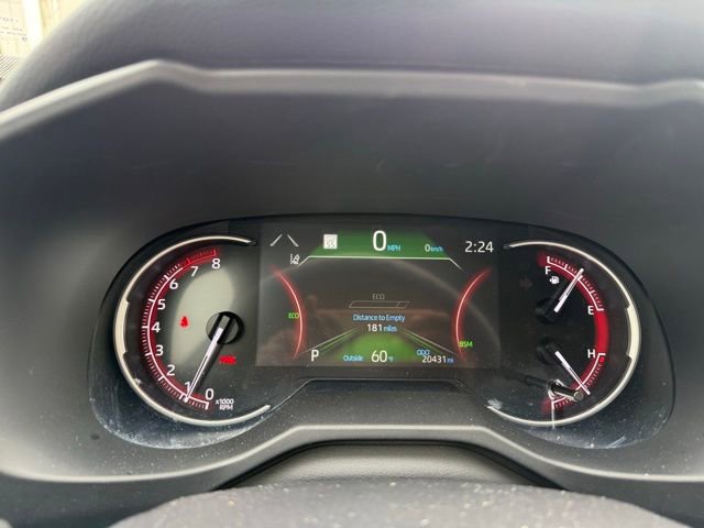 Used 2025 Toyota RAV4 XLE image 13
