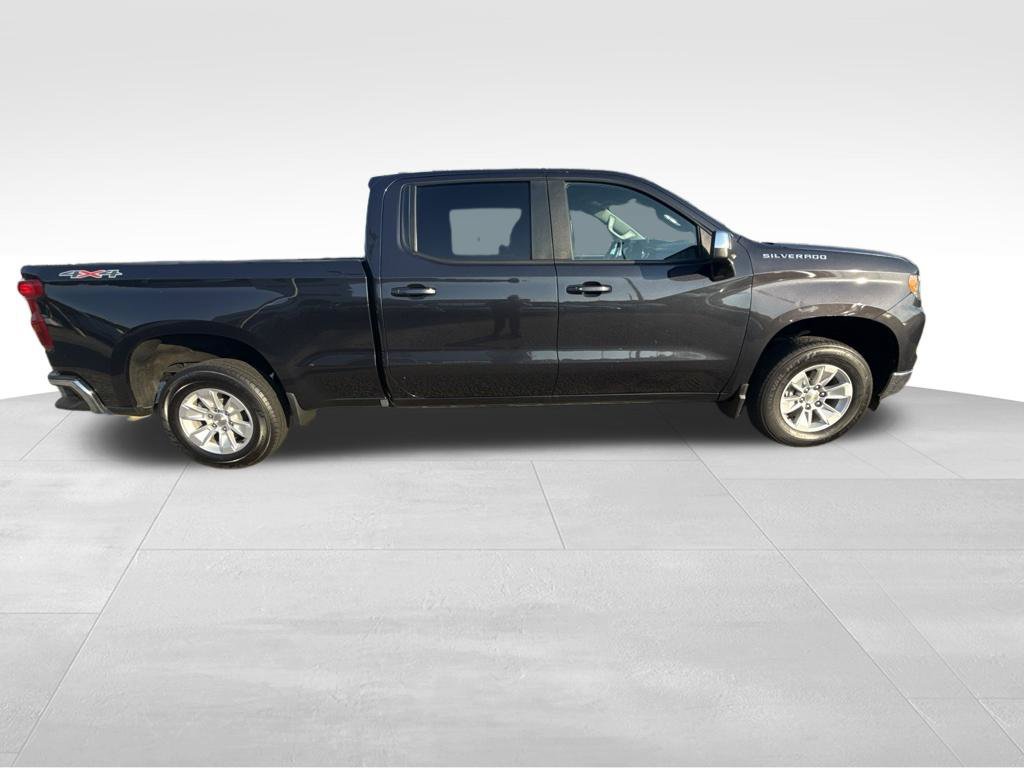 Used 2023 Chevrolet Silverado 1500 LT w/ Protection Package AWD/4WD image 8