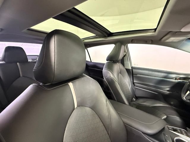 Used 2018 Toyota Camry XSE w/ Driver Assist Package FWD image 32