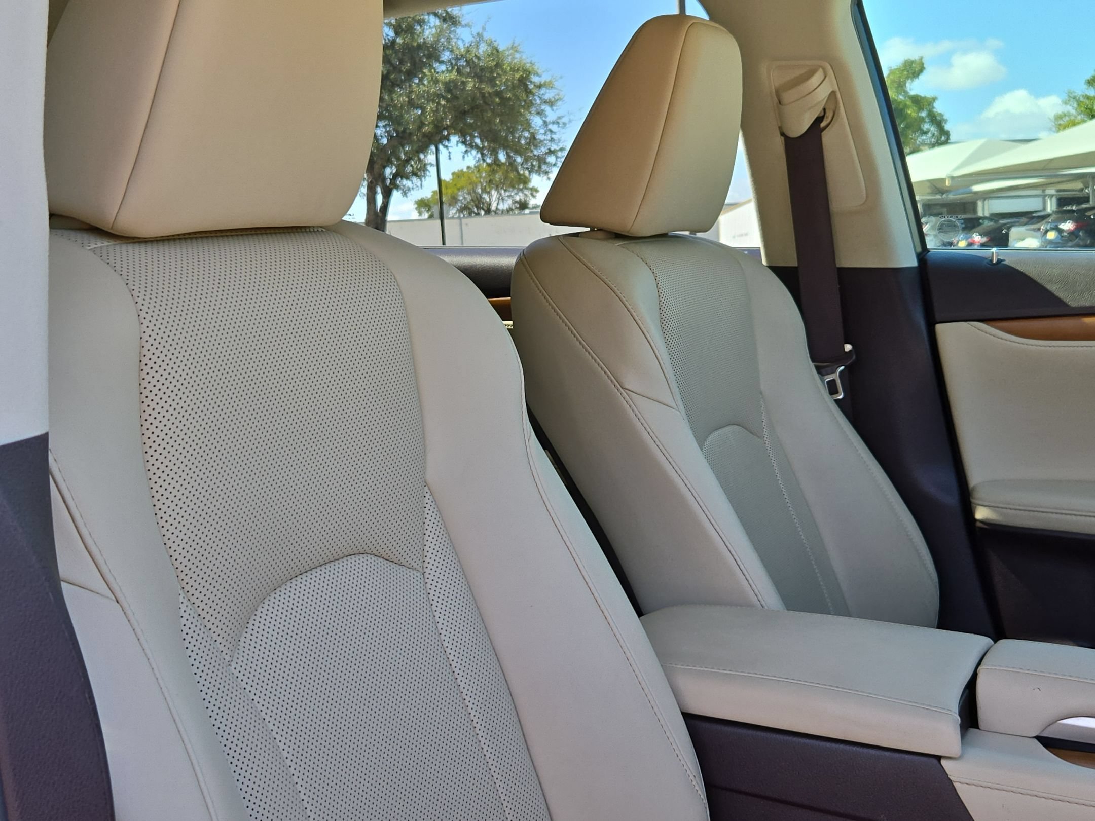 Used 2020 Lexus RX 350 FWD w/ Premium Package image 29