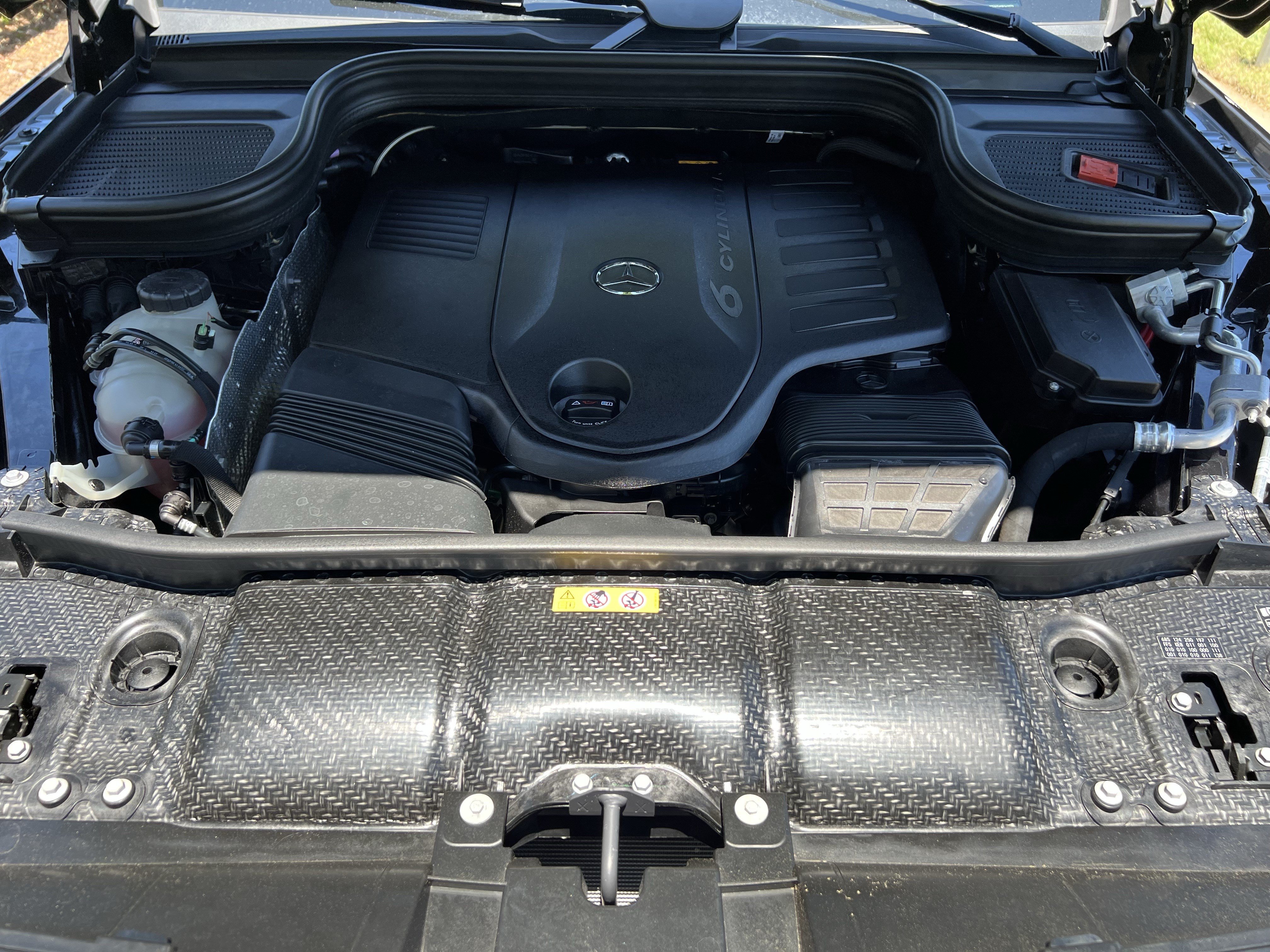 Certified 2025 Mercedes-Benz GLS 450 4MATIC image 36