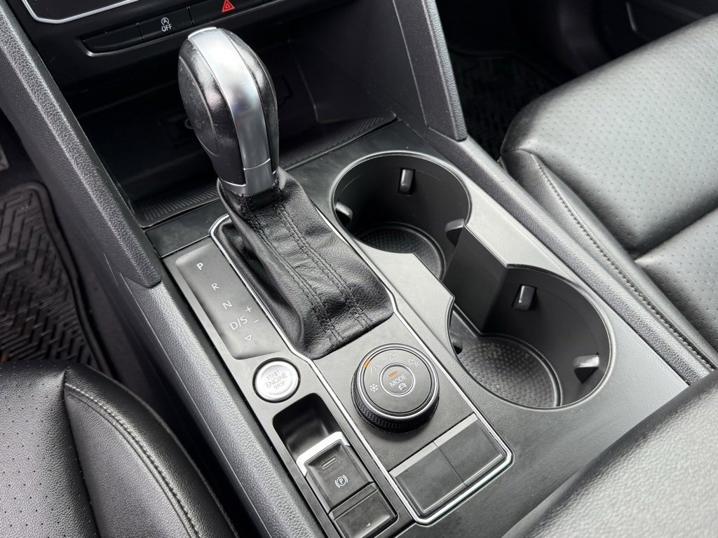 Used 2019 Volkswagen Atlas SE w/ Towing Package image 17