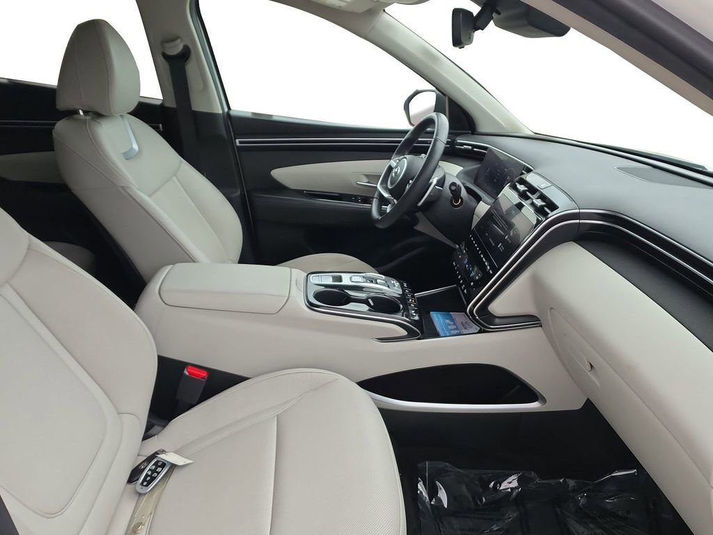 Certified 2024 Hyundai Tucson Limited FWD image 15