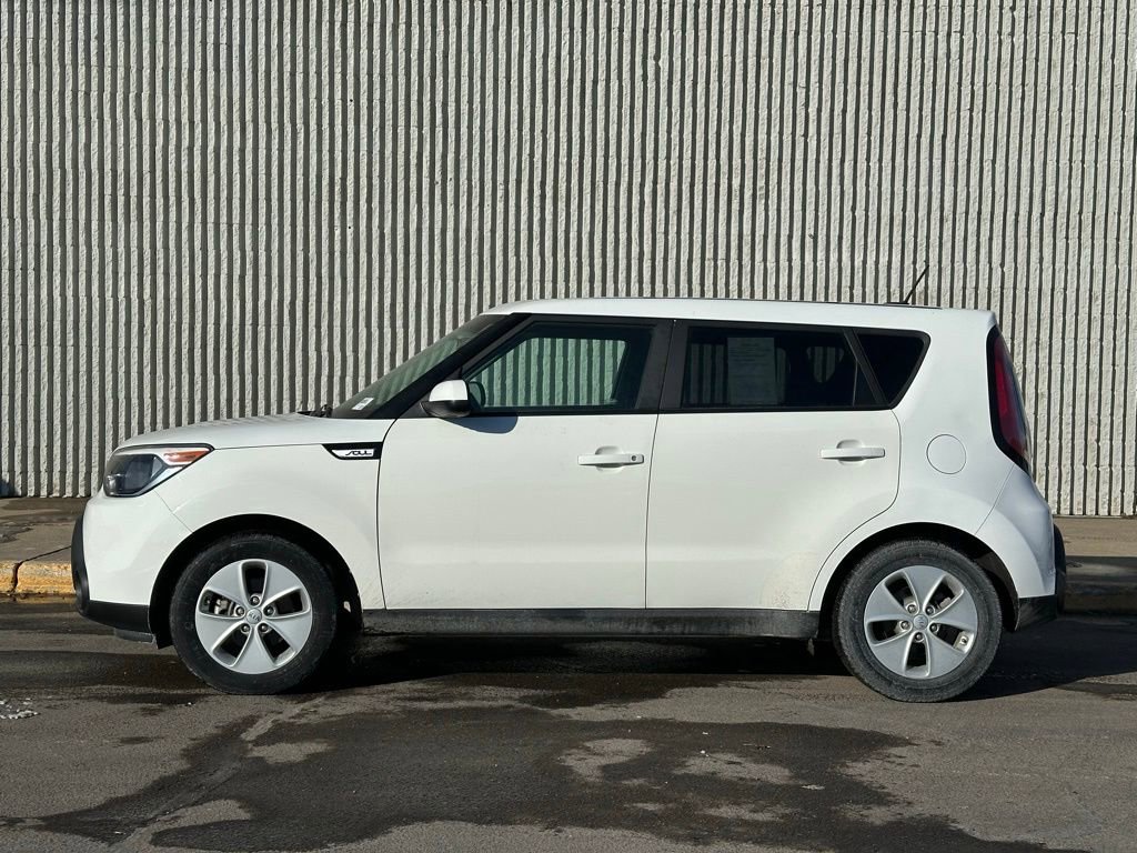 Used 2016 Kia Soul image 2