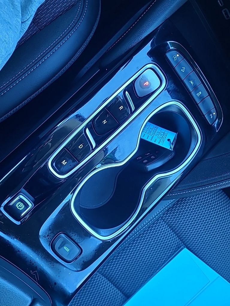 Used 2023 Buick Envision Preferred image 22