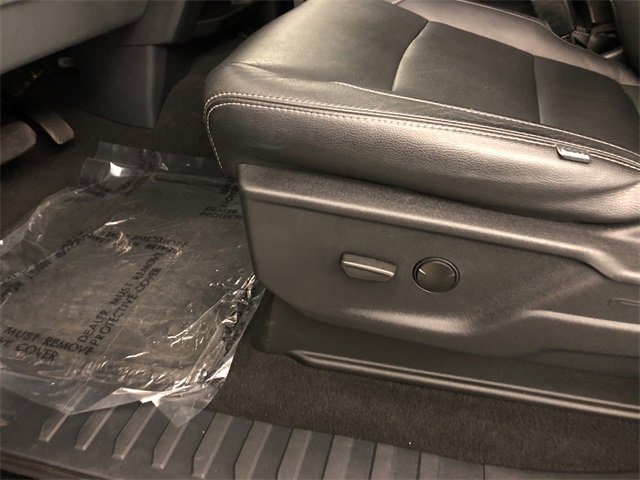 Used 2023 Ford F250 XLT w/ Black Appearance Package image 17