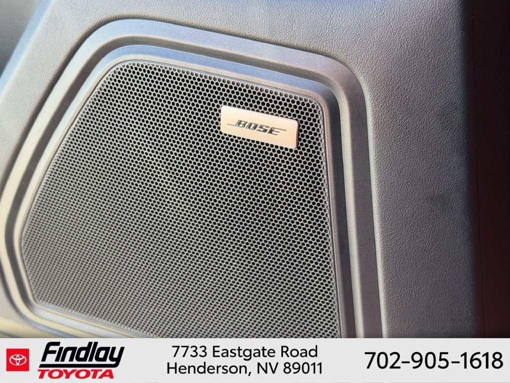 Used 2023 Porsche Macan GTS AWD/4WD image 17