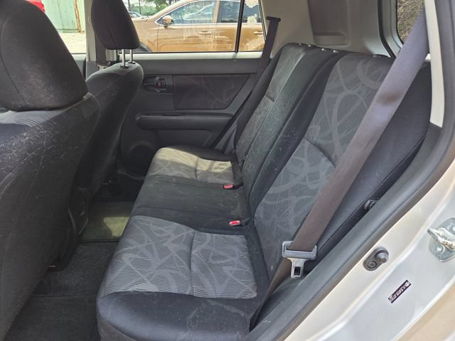 Used 2015 Scion xB FWD image 11