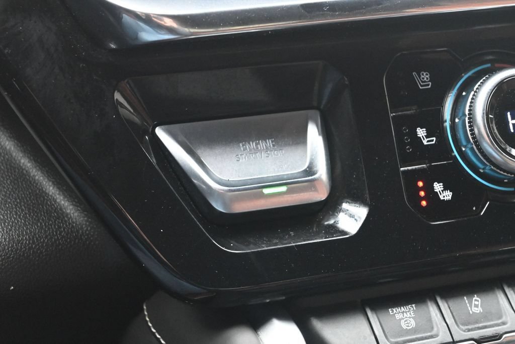 Used 2024 GMC Sierra 3500 Denali Ultimate AWD/4WD image 28