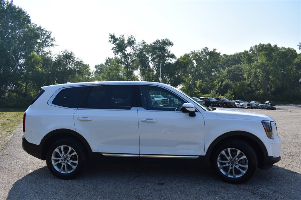 Used 2022 Kia Telluride LX image 9