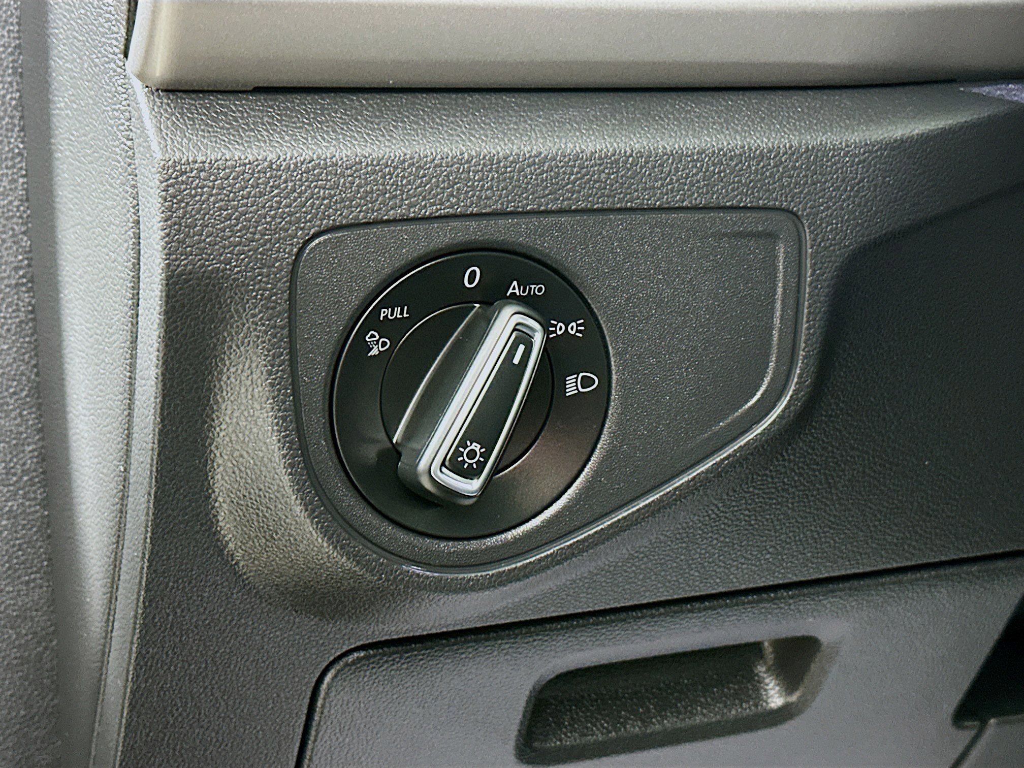 Used 2021 Volkswagen Atlas SE w/ Panoramic Sunroof Package image 10