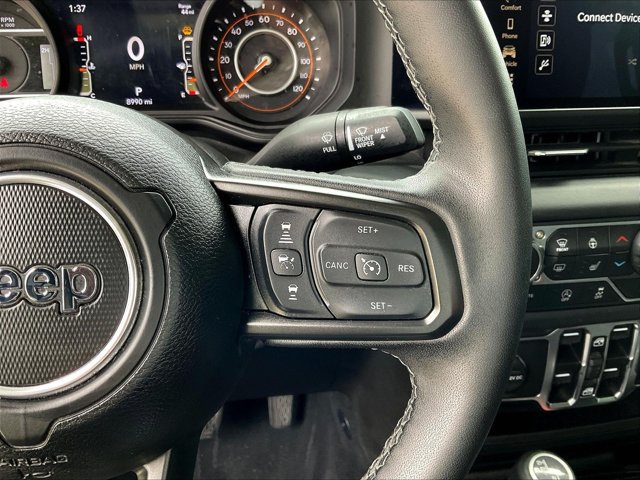 Used 2025 Jeep Gladiator Sport AWD/4WD image 16