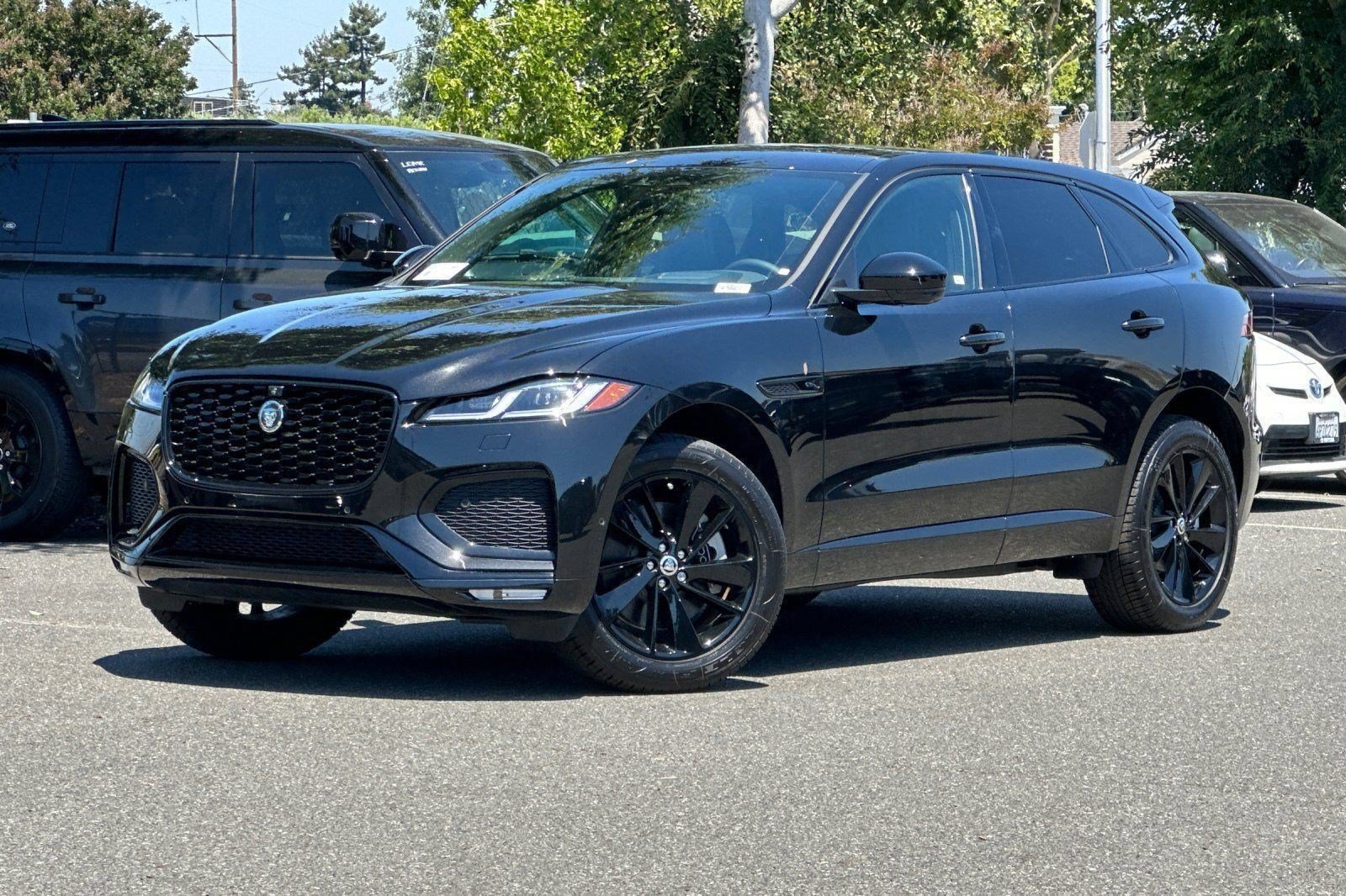 New 2026 Jaguar F-PACE R-Dynamic S