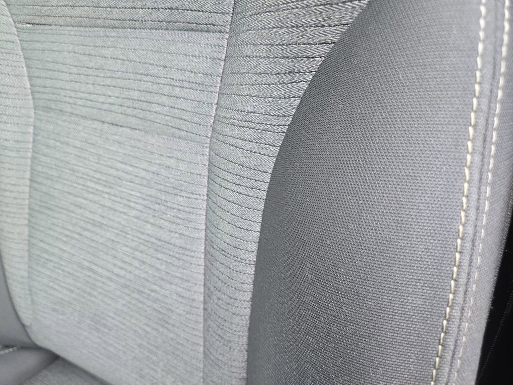 Used 2023 Nissan Rogue SV image 33