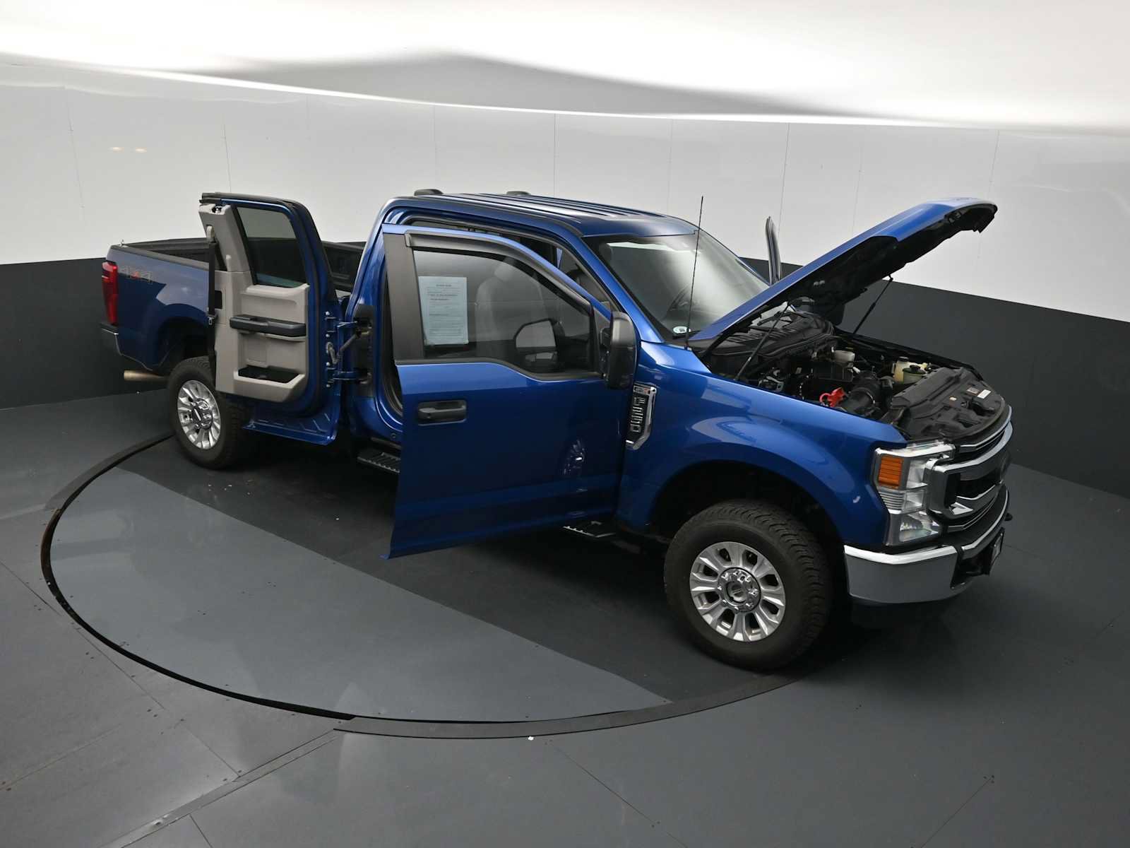 Certified 2022 Ford F250 XL w/ STX Appearance Package AWD/4WD image 54
