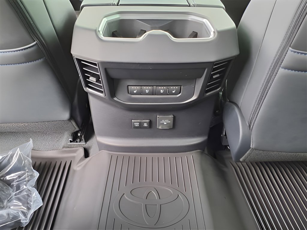 New 2025 Toyota Tundra Platinum AWD/4WD image 6