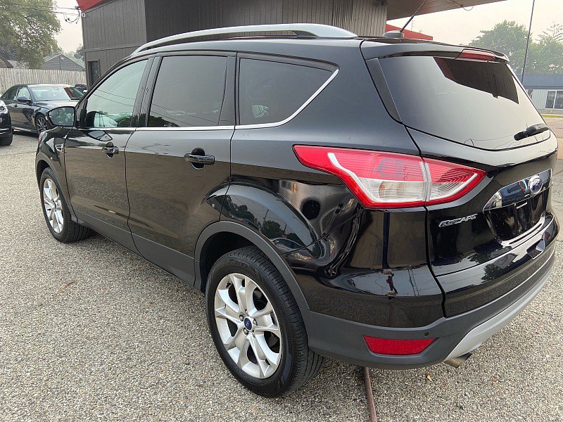 Used 2016 Ford Escape Titanium AWD/4WD image 3