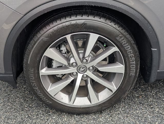 Used 2025 Acura MDX w/ Technology Package FWD image 13