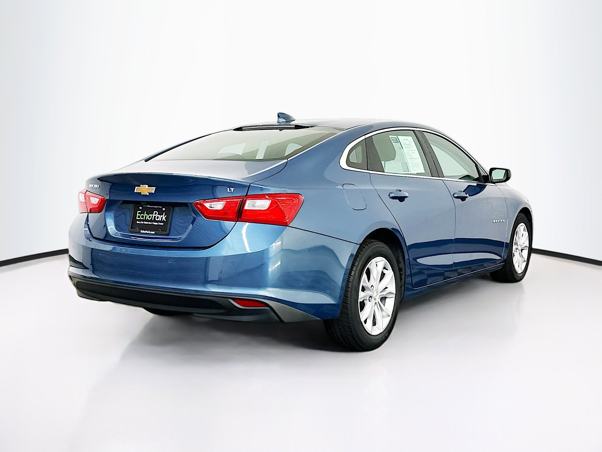 Used 2024 Chevrolet Malibu LT image 9