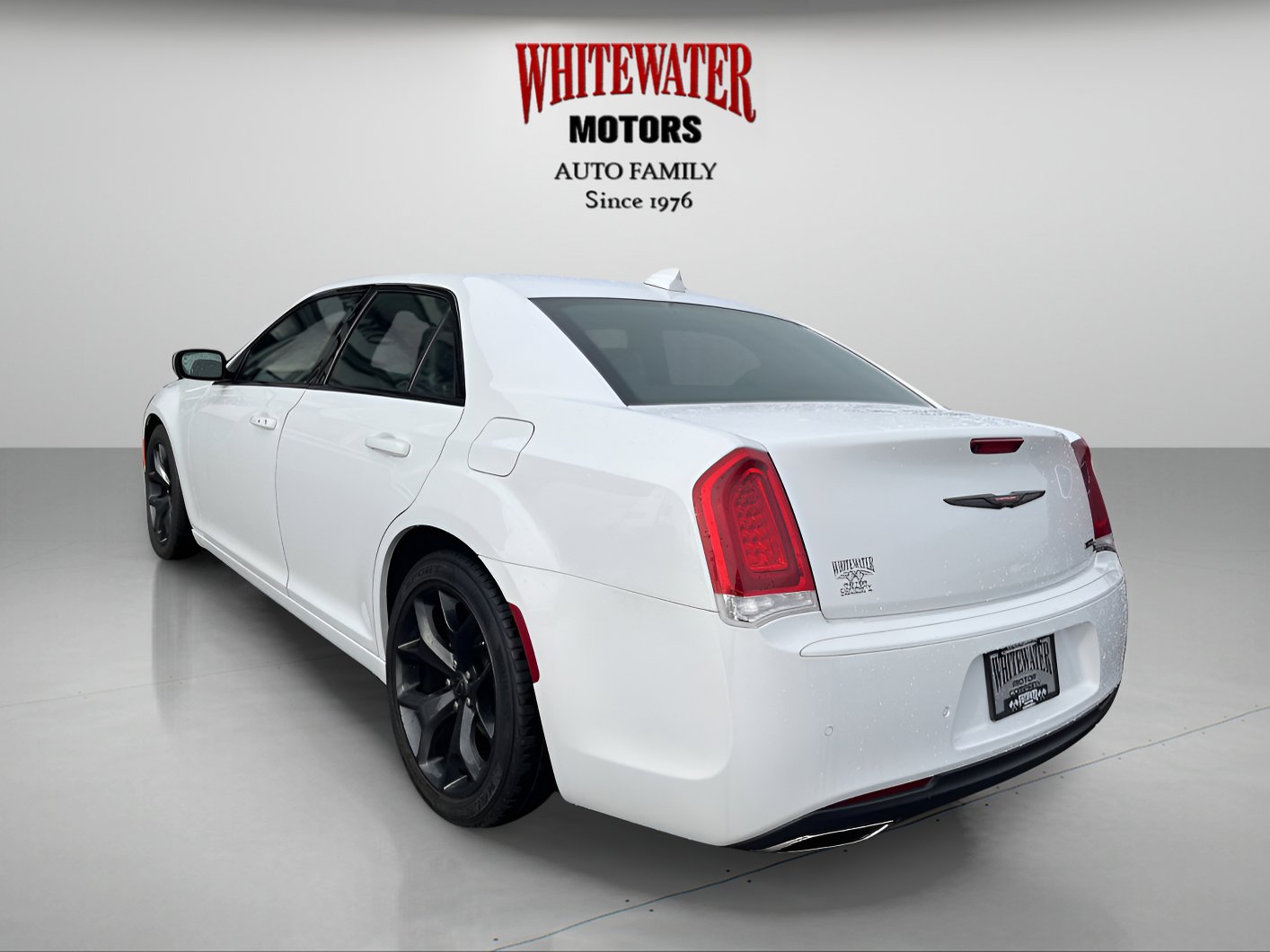Used 2022 Chrysler 300 S image 3