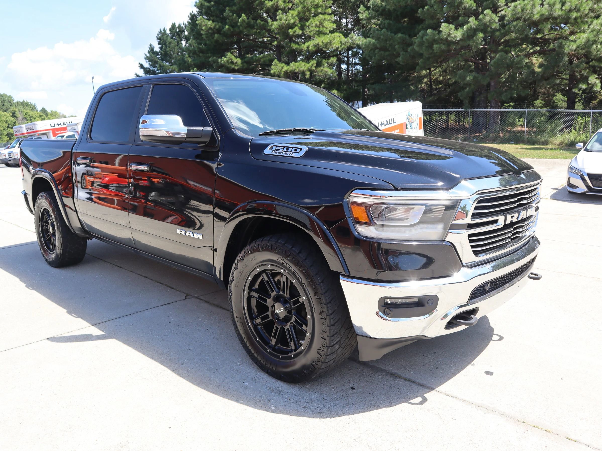 Used 2020 RAM 1500 Laramie image 8