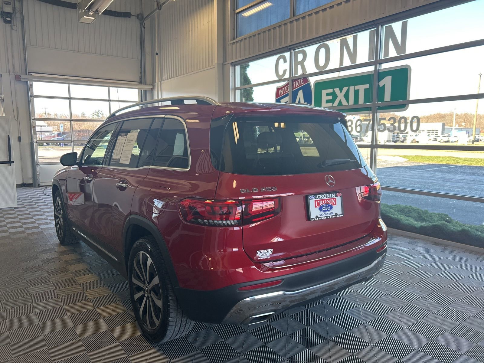 Used 2020 Mercedes-Benz GLB 250 4MATIC image 4