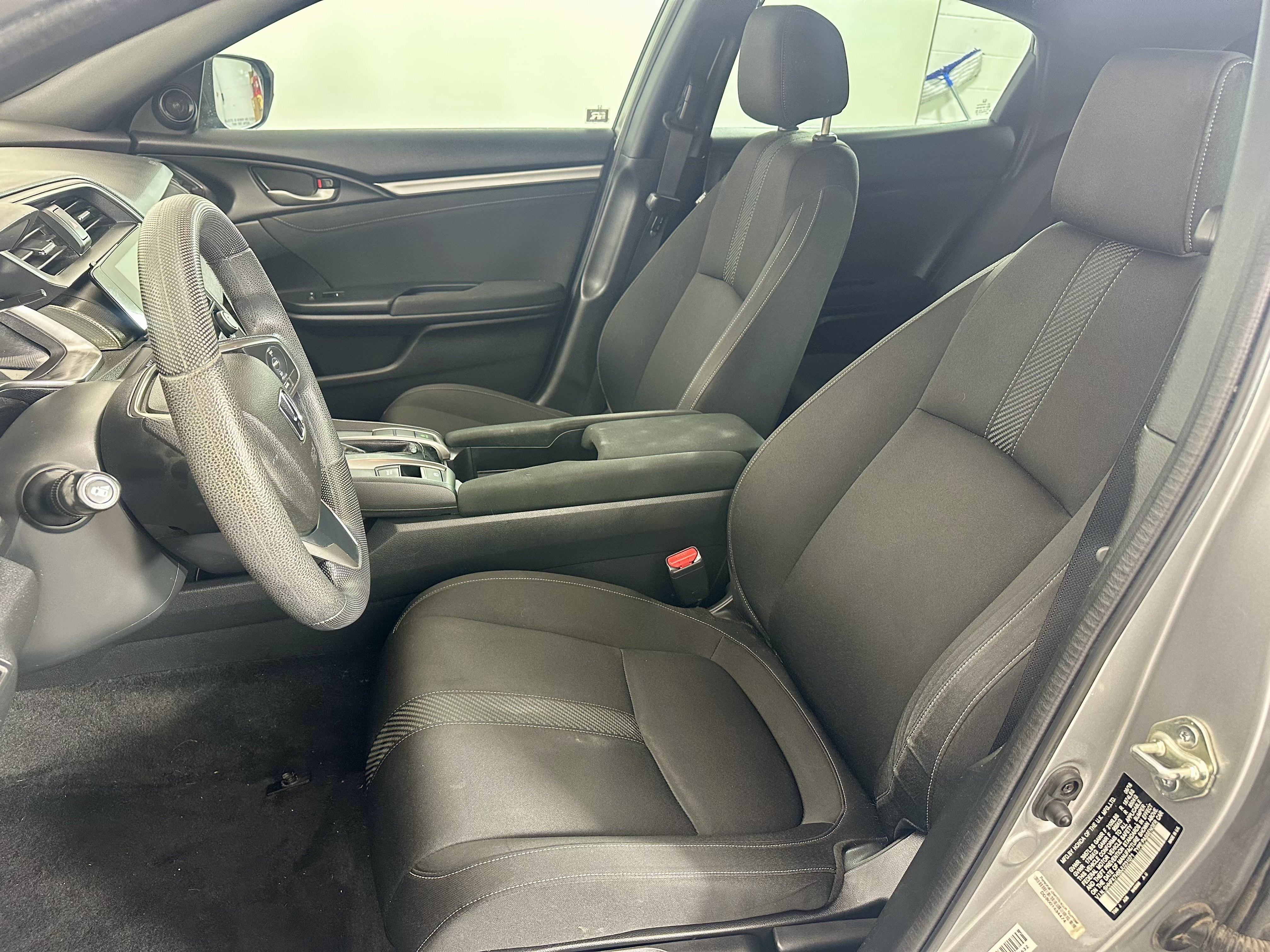 Used 2018 Honda Civic EX image 10