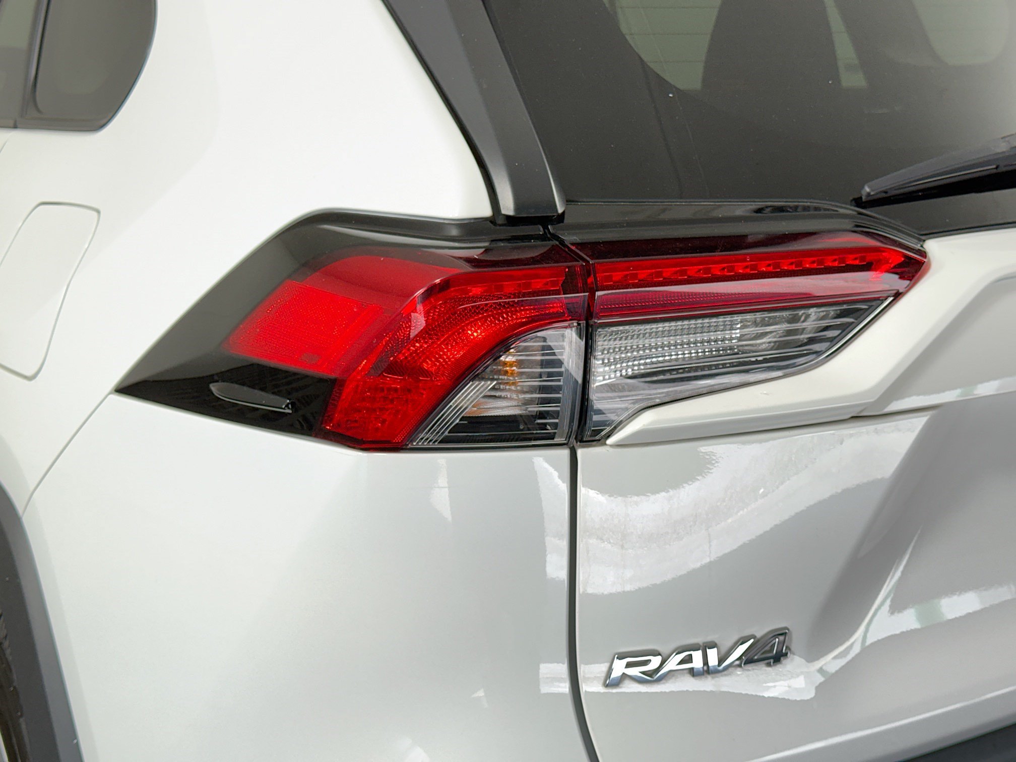 Used 2024 Toyota RAV4 LE FWD image 35