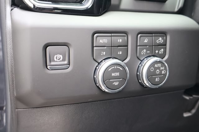 New 2026 GMC Sierra 3500 Denali w/ Denali Reserve Package AWD/4WD image 24