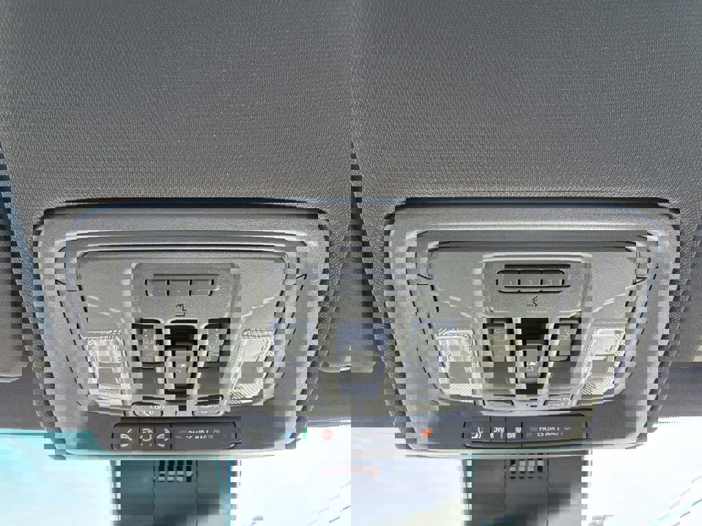 New 2026 Chevrolet Traverse LT image 16