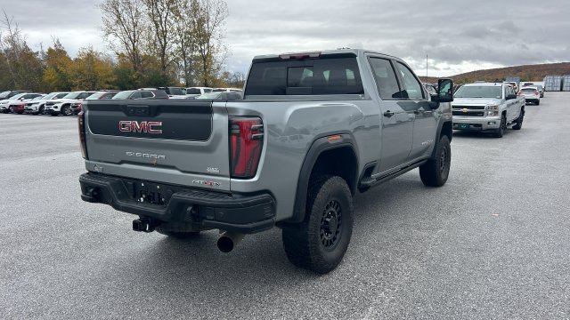 Certified 2025 GMC Sierra 2500 AT4X w/ AT4X AEV Edition AWD/4WD image 9