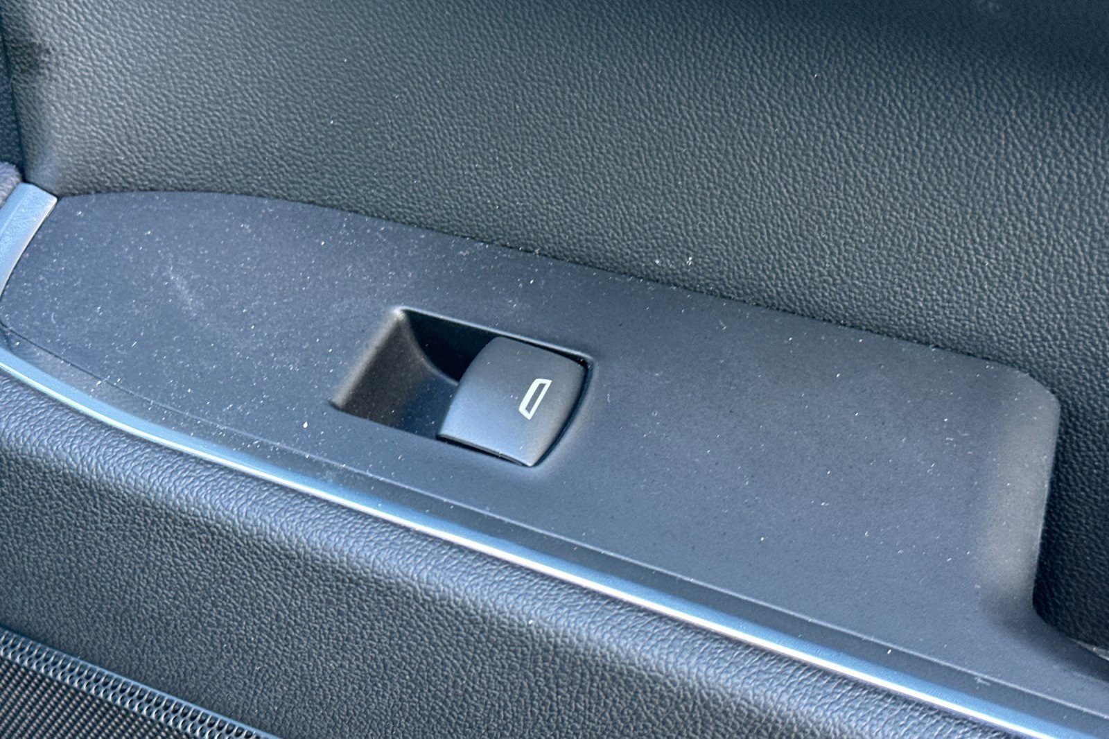 Used 2025 Chevrolet Silverado 1500 LT image 22