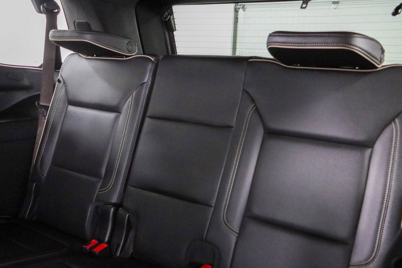 Used 2021 GMC Yukon SLT w/ SLT Luxury Plus Package image 30