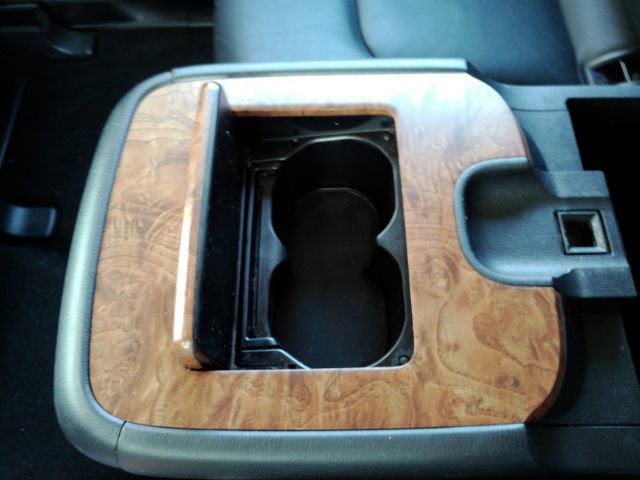 Used 2023 Nissan Armada SL w/ Captain's Chairs Package image 35
